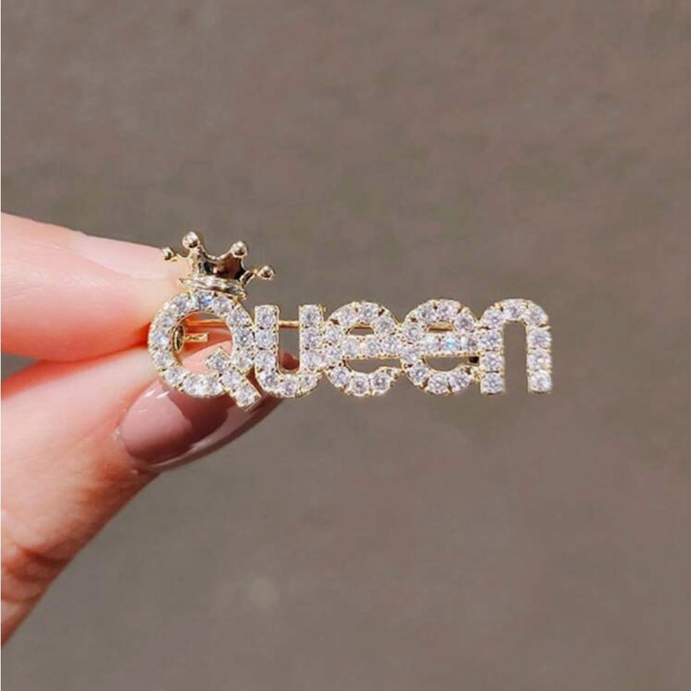 Gold and Silver Queen Brooch